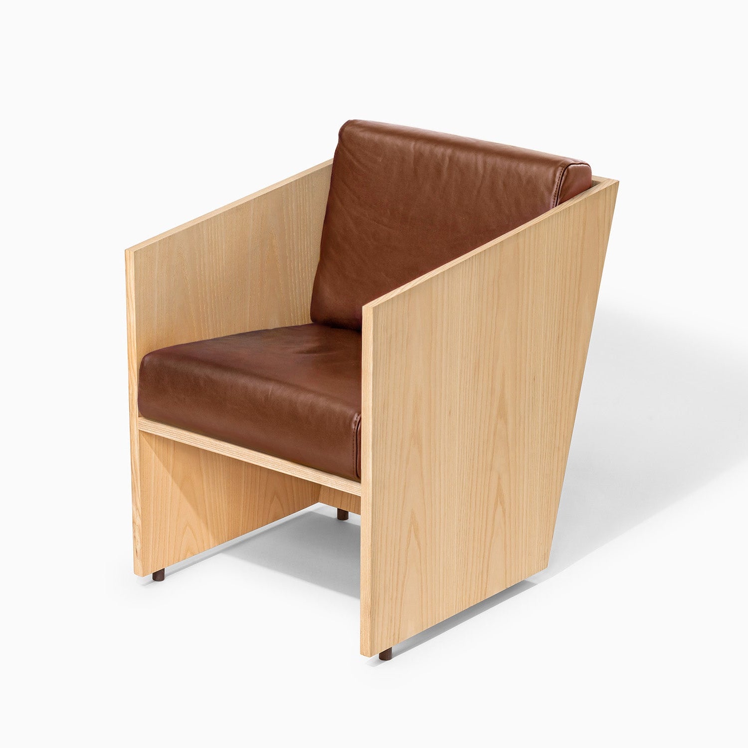 ALCÂNTARA - Designer Armchair in Solid Wood