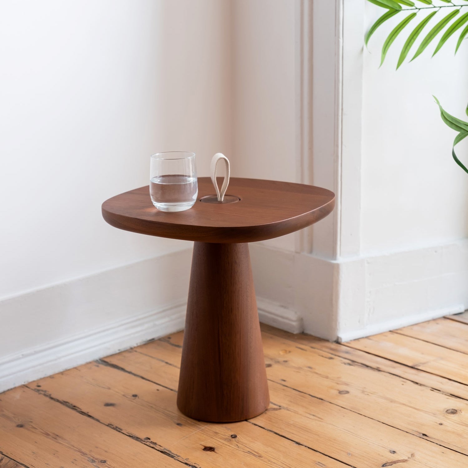 Minimalist Modern Side Table MIGO