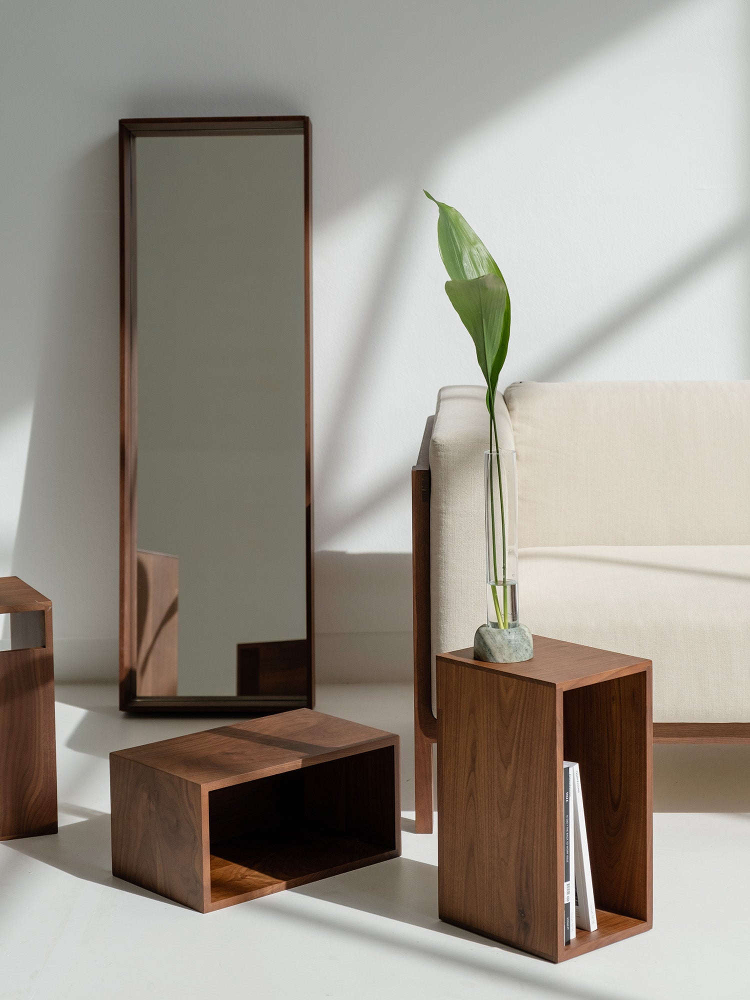 CAJON - Minimalist Modern box