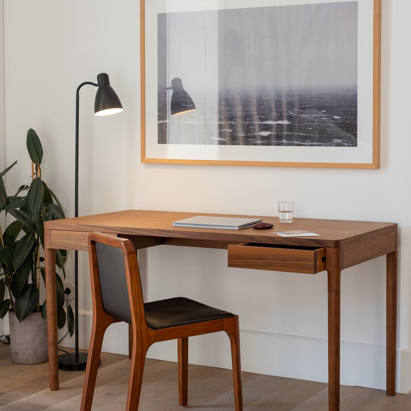 Work office set - desk & chair