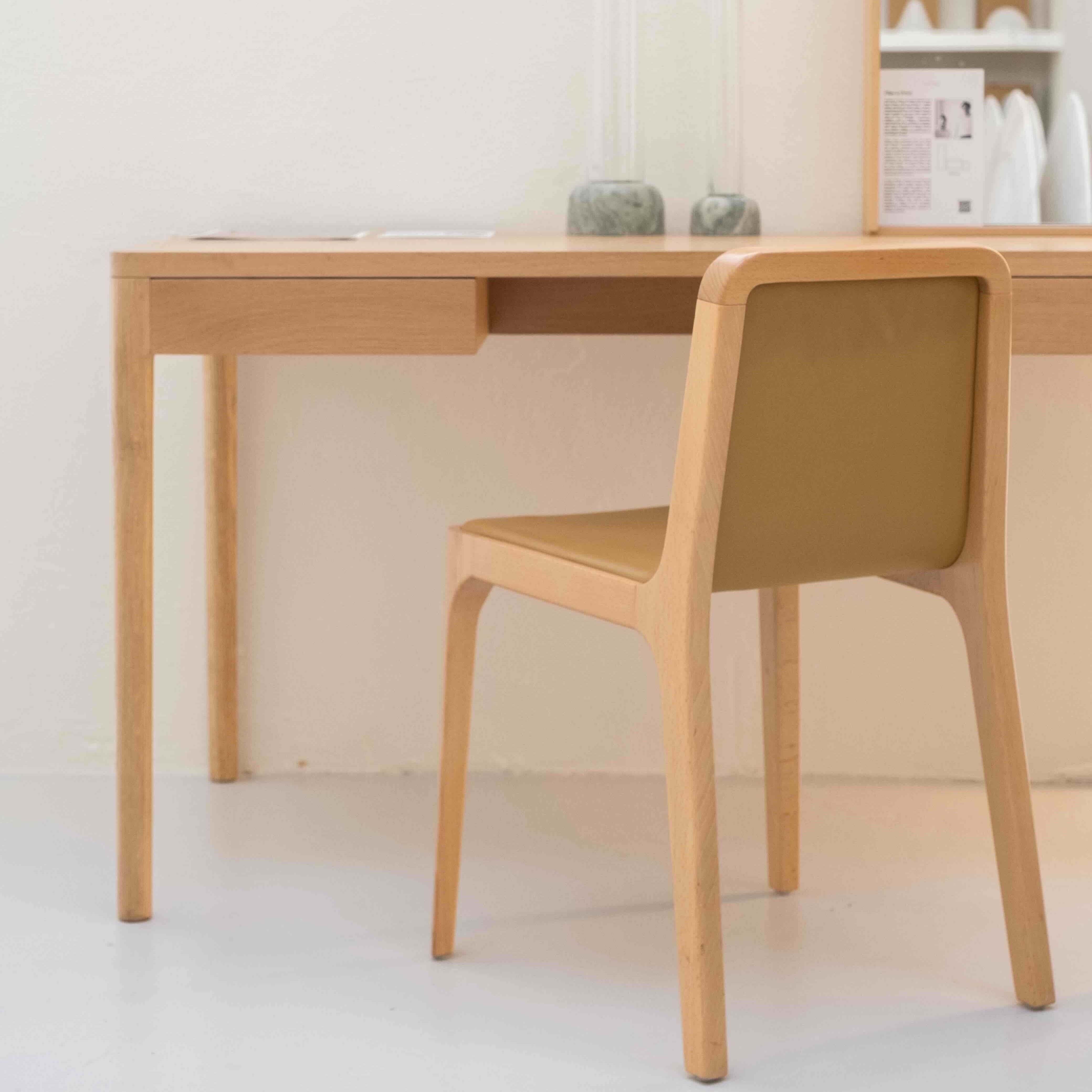 Work office set - desk & chair