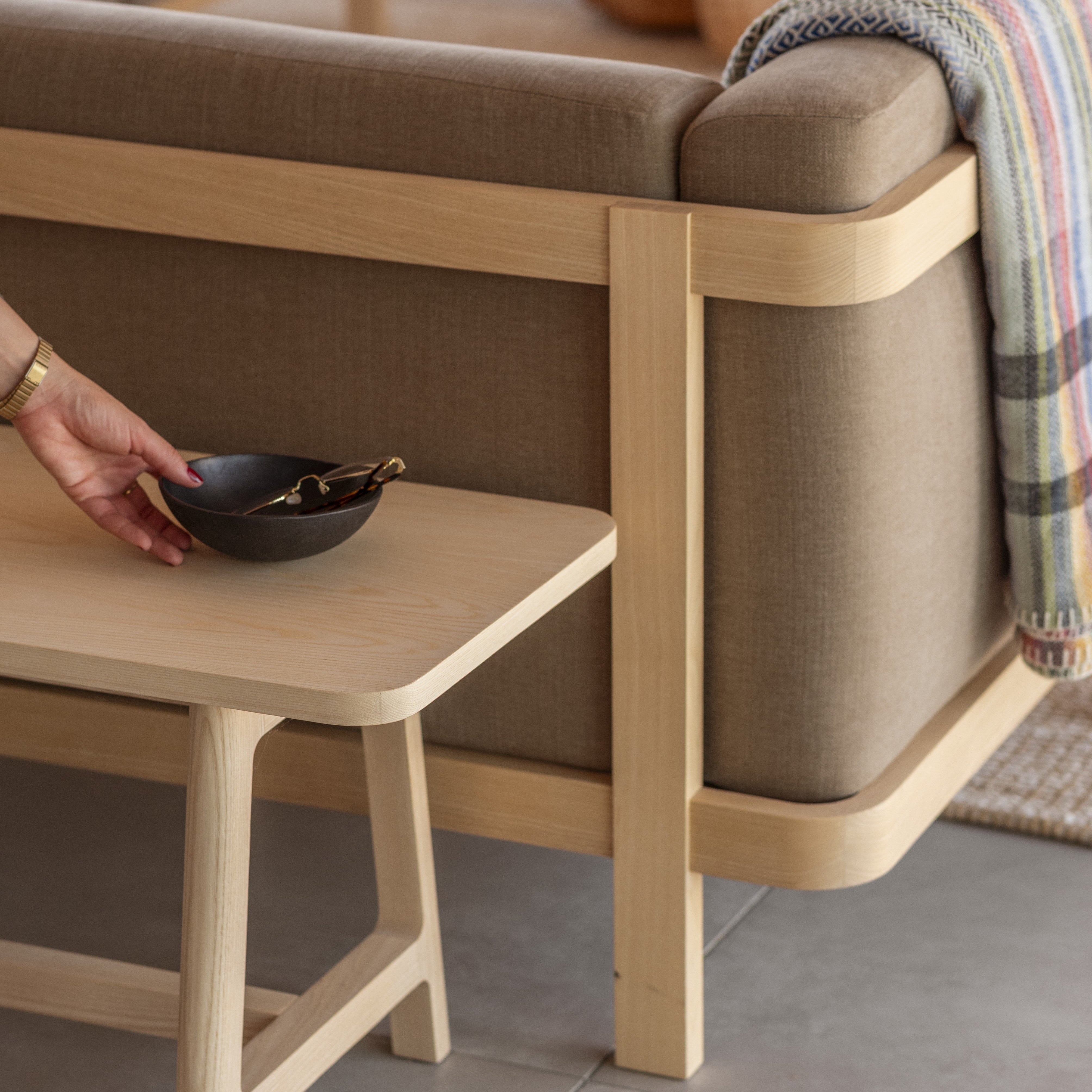 SPOT – Moulded Sustainable Leather Bowl