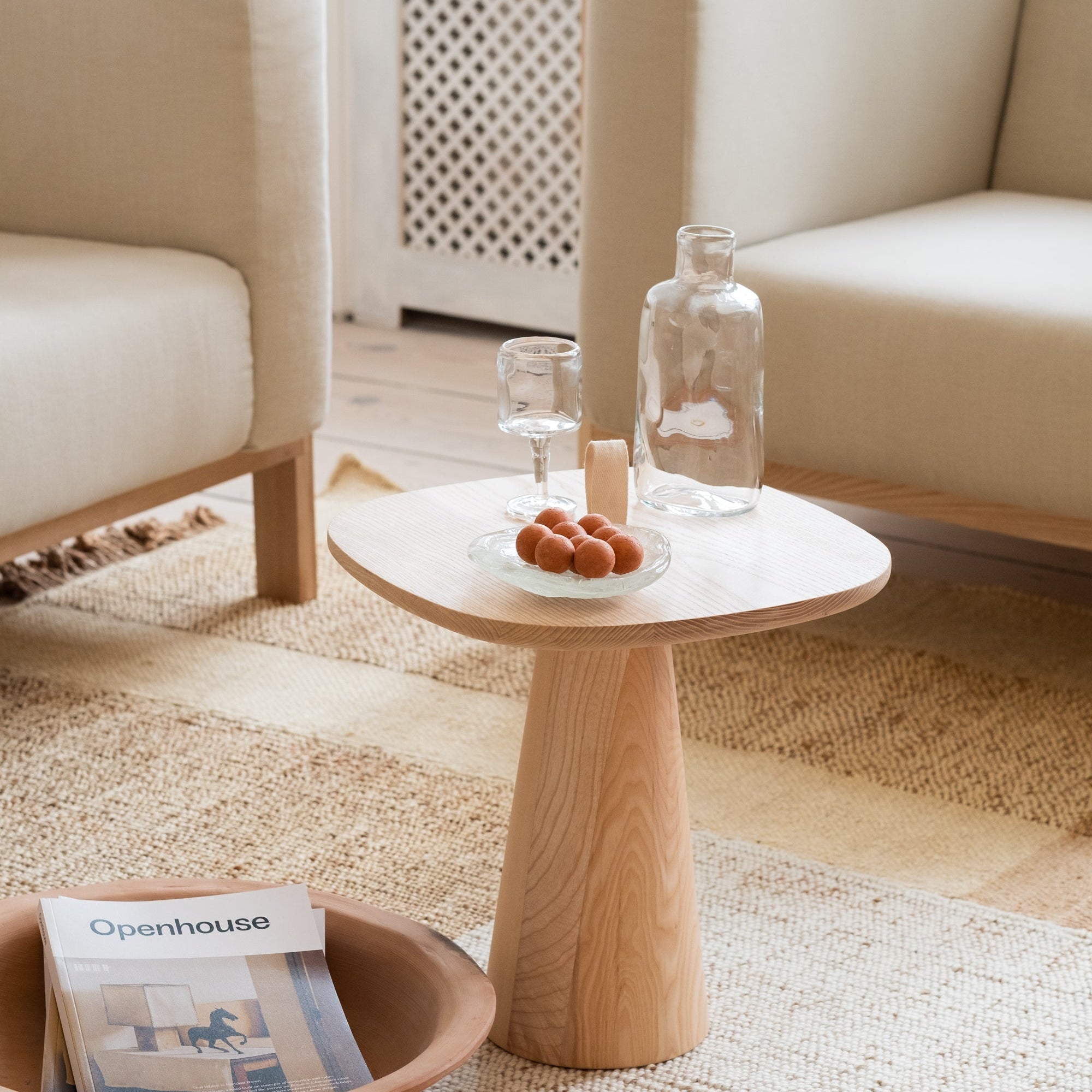 Minimalist Modern Side Table MIGO
