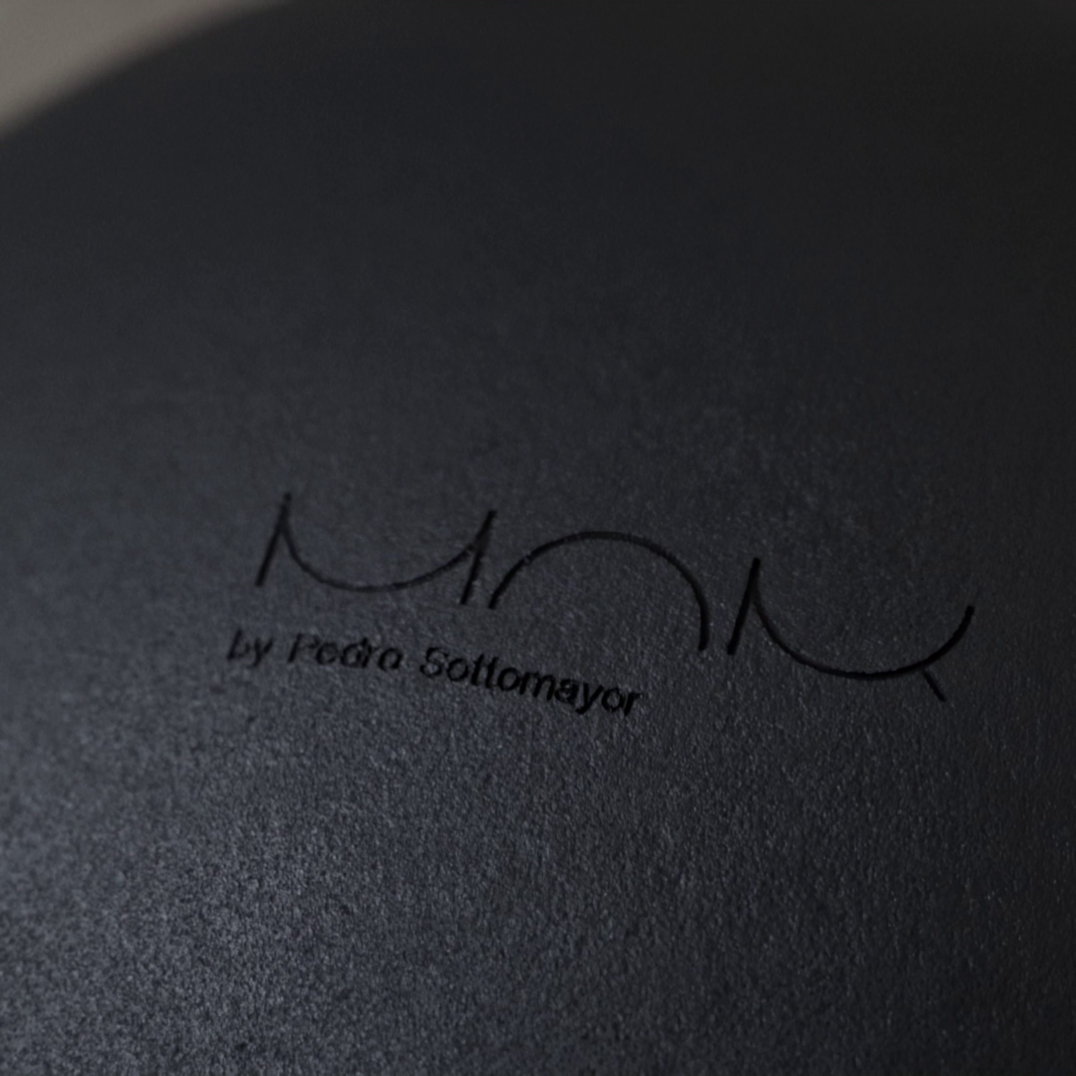 SPOT – Moulded Sustainable Leather Bowl