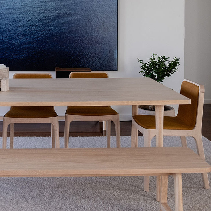 CAST – Minimalist Rectangular Table in a Solid Wood