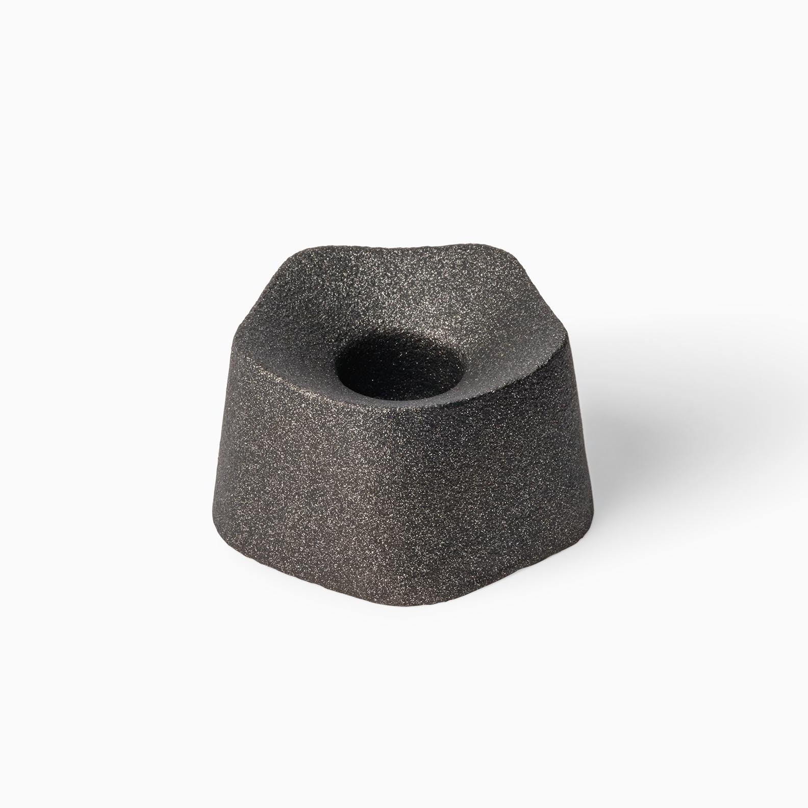 FLORES Set – 2x Minimalist Flower Form Candleholder in Iron