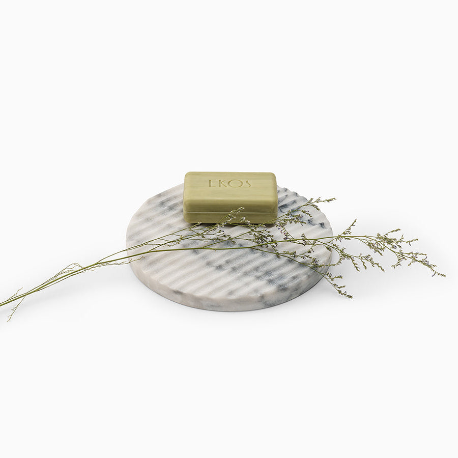 Pedra Collection Set - Sculptural Vase & Plate in Marble