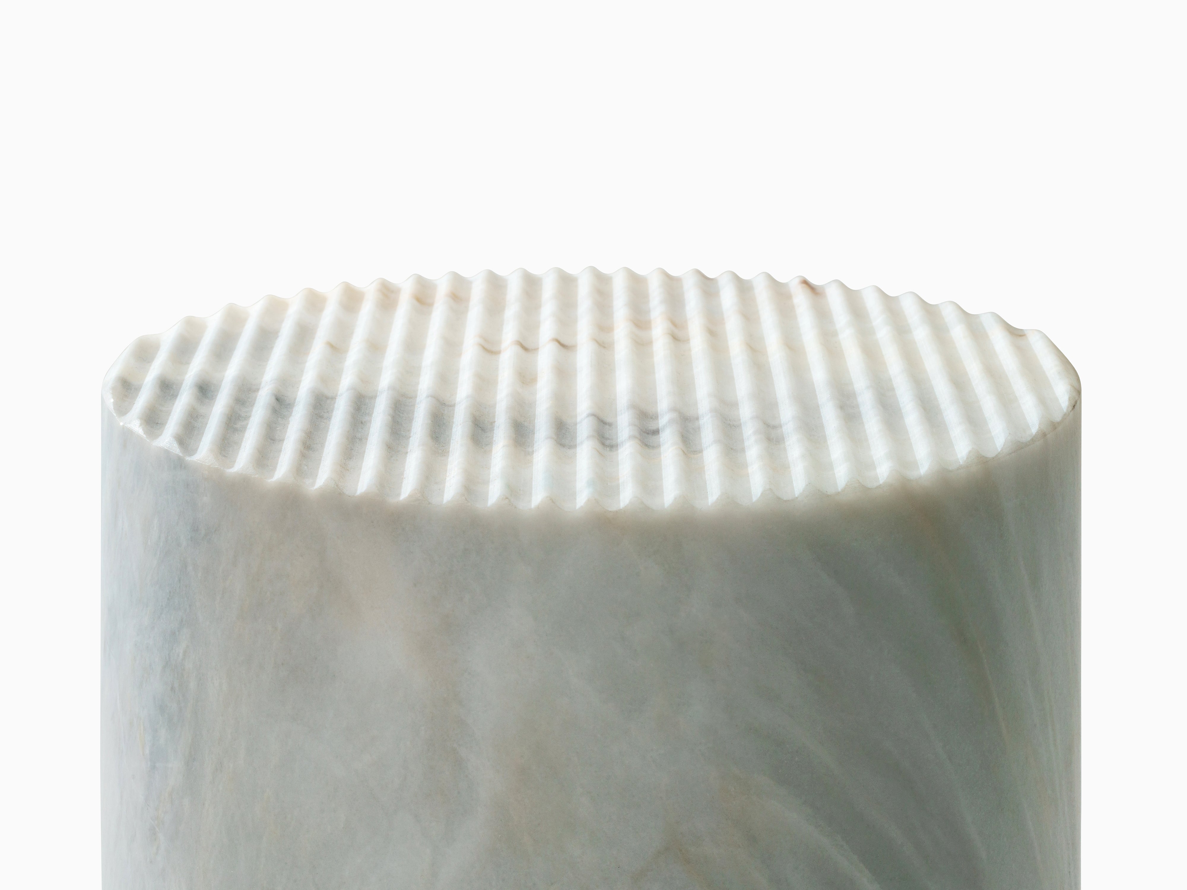 Pedra Collection Set - Sculptural Vase & Sidetable in Marble