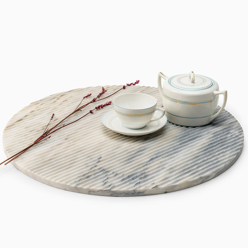 PEDRA Set - 4x Minimalist Round Plates in Marble