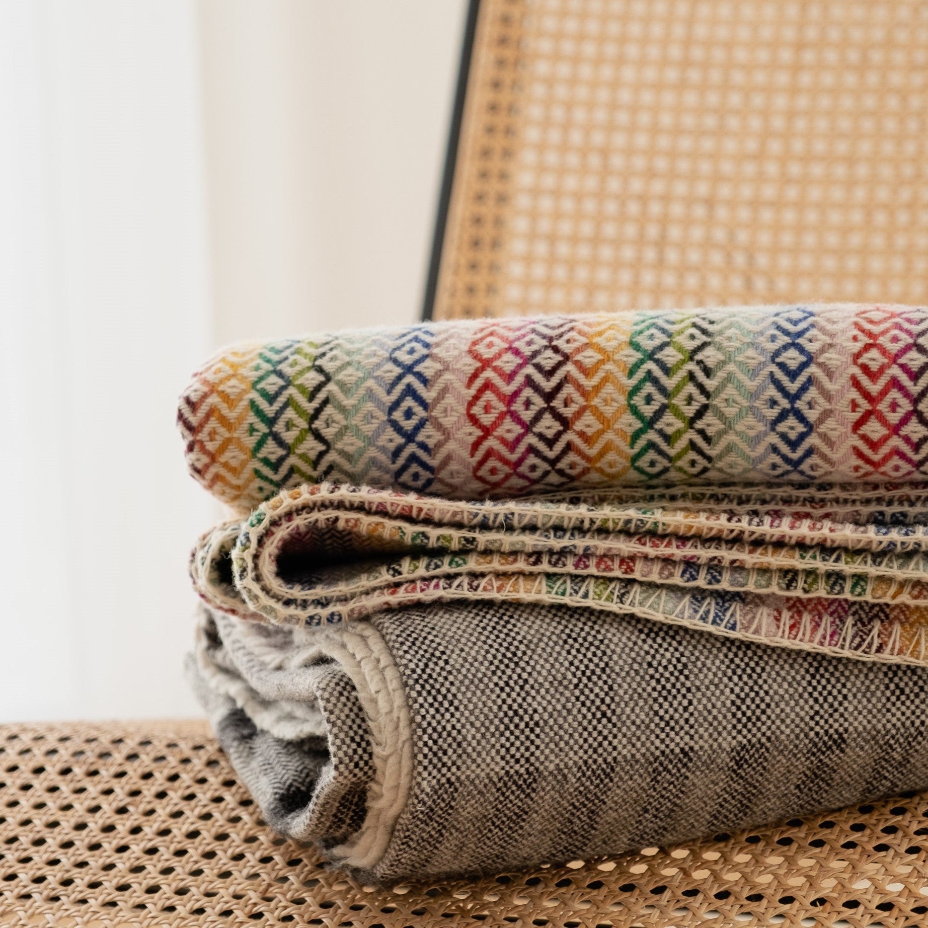 CRAG Blanket x FLORES Candle Holder