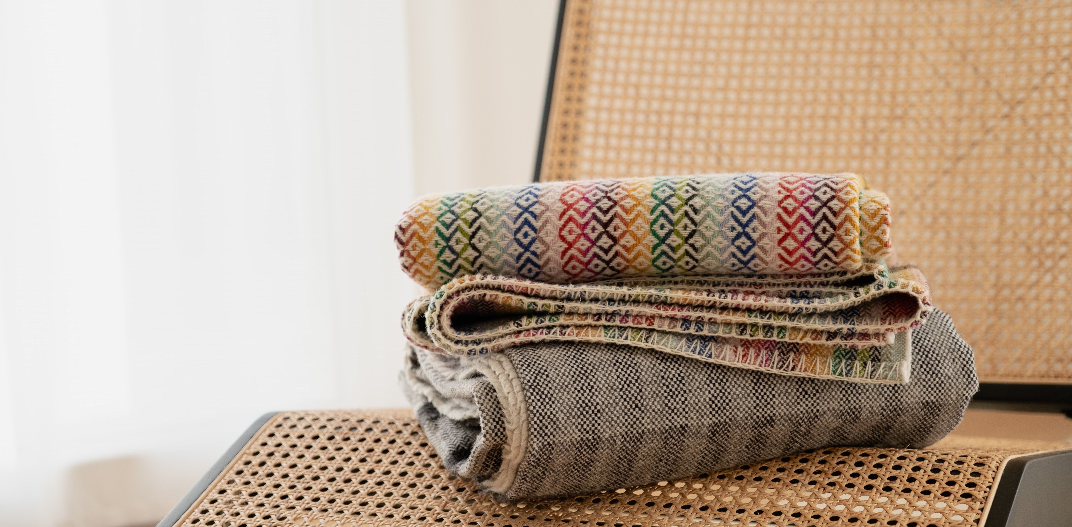 CRAG Blanket x FLORES Candle Holder